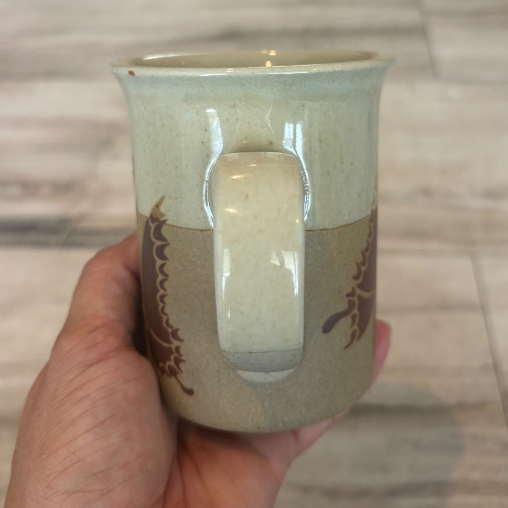 Vintage 70s Otagiri Butterfly Stoneware Coffee Mug Two Tone Cream Tan Ceramic - Picture 9 of 12